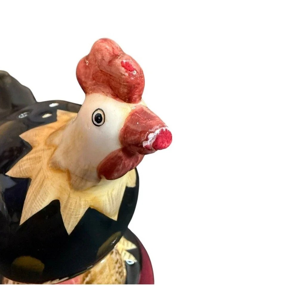 Cute Chicken Rooster Hen Salt & Pepper Shaker Set Black Red